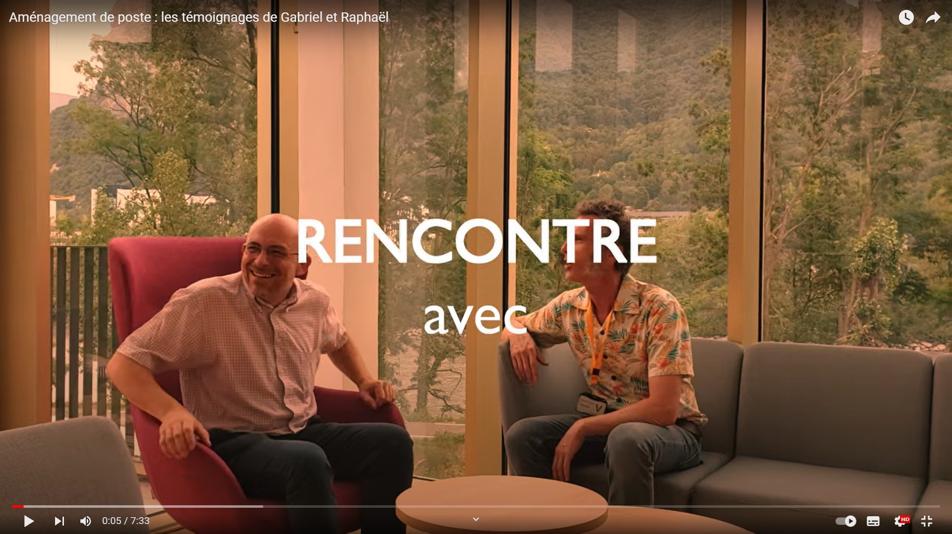 Rencontre avec Gabriel et Raphaël dans les locaux de Schneider Electric